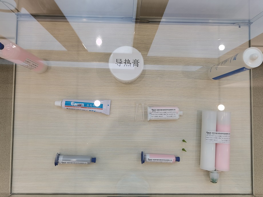 産品(pǐn)展示(shì).jpg