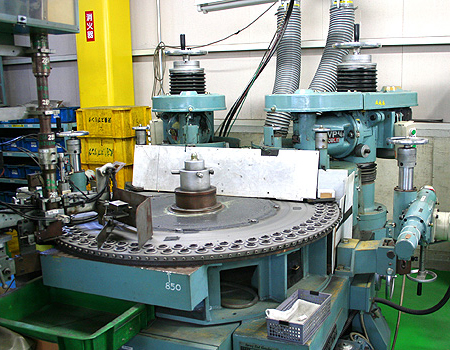 小(xiǎo)型精磨(mó)機