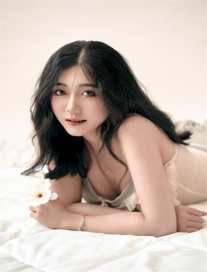 未删减版：联姻裴大人是个粘人精的艺术：美学价值与创作技巧探讨